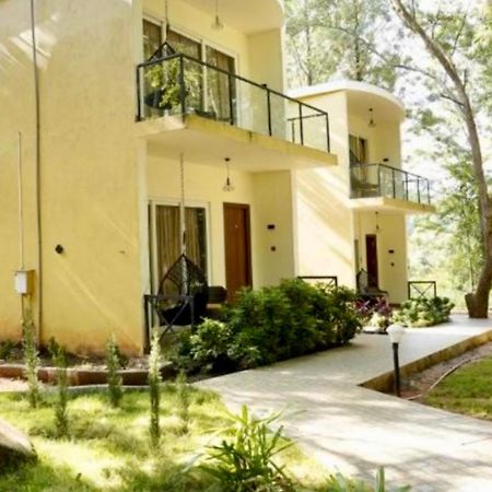 Zeenath Taj Gardens 옐라기리 외부 사진